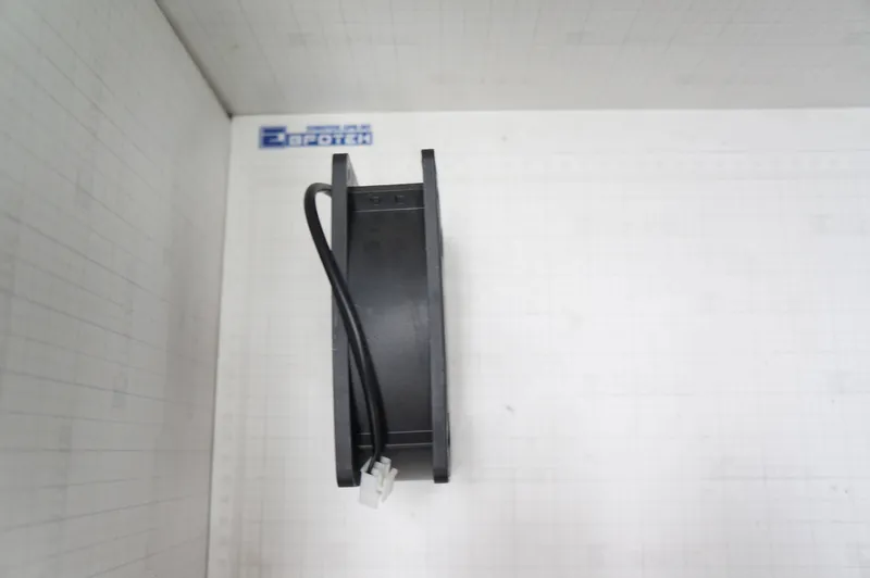 Вентилятор 220V, 6W  Inter арт R-37-120112-05-00